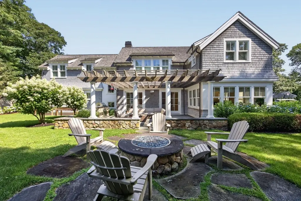 141 Hollingsworth Rd, Osterville, MA 02655 - #1