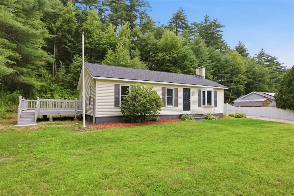 125 Glendale Cir, Ware, MA 01082 - #1