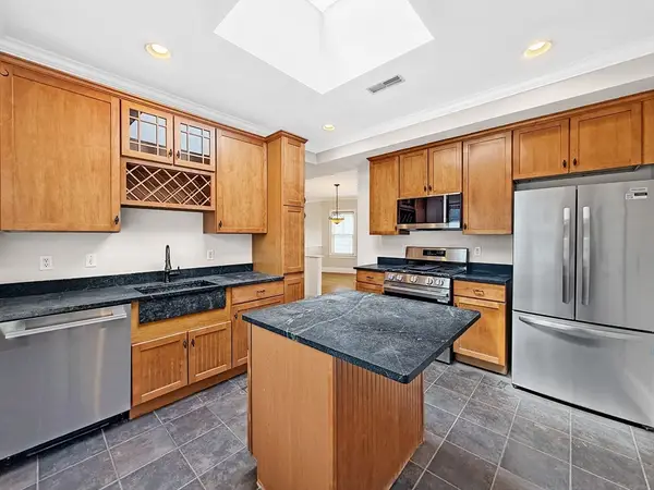 9 Odonnell Sq #3, Boston, MA 02122