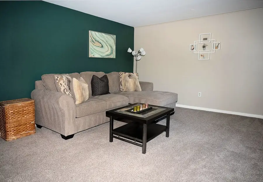 31 Frances Drive #31 D-1, Stoughton, MA 02072 - #3