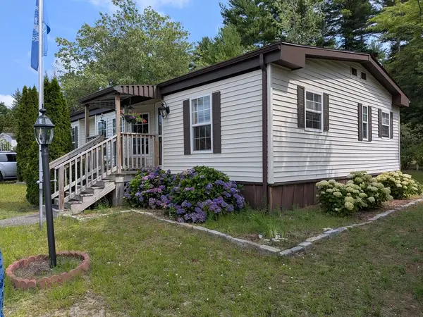 10 Jefferson Way, Carver, MA 02330