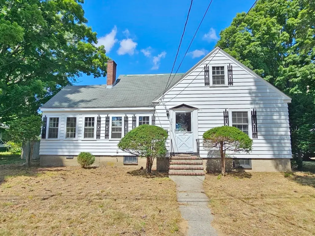 204 Great Rd, Maynard, MA 01754 - #1