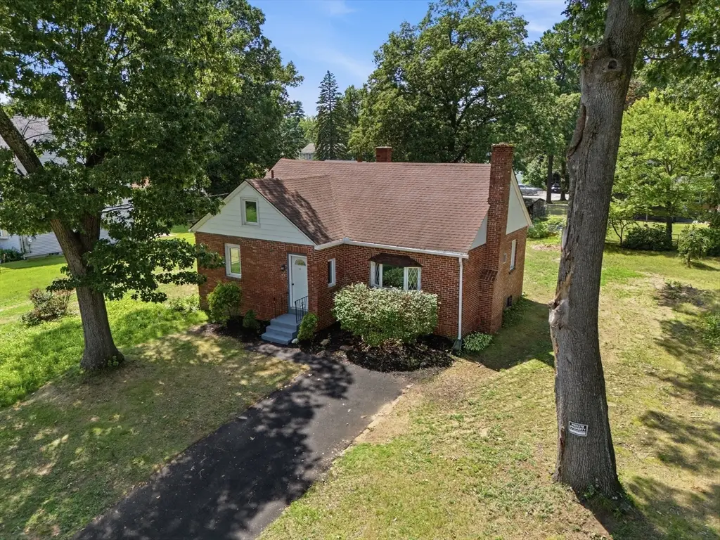 78 Wollaston St, Springfield, MA 01119 - #1