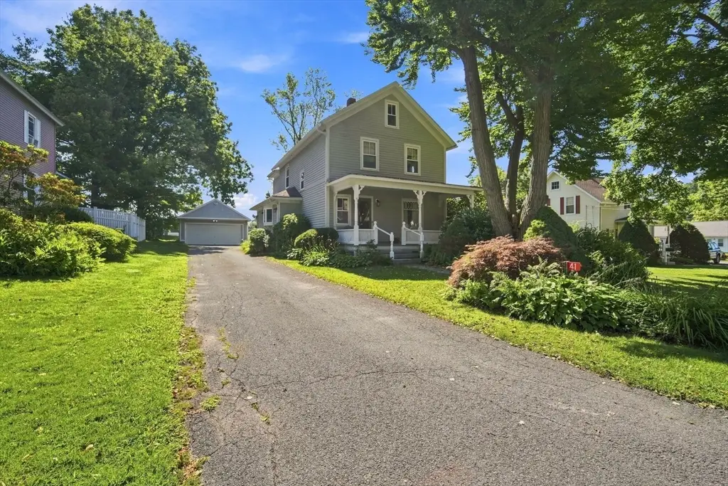 41 Cottage St, Amherst, MA 01002 - #1
