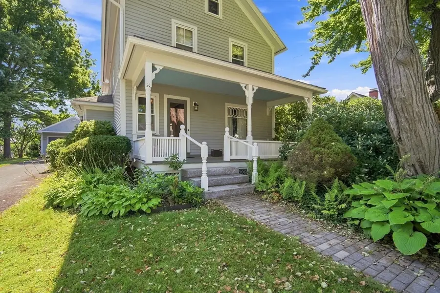41 Cottage St, Amherst, MA 01002 - #2