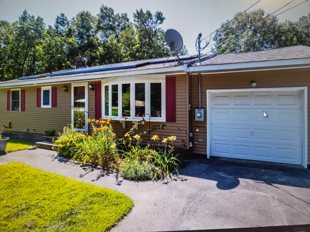 54 Lancaster Rd, Clinton, MA 01510 - #1