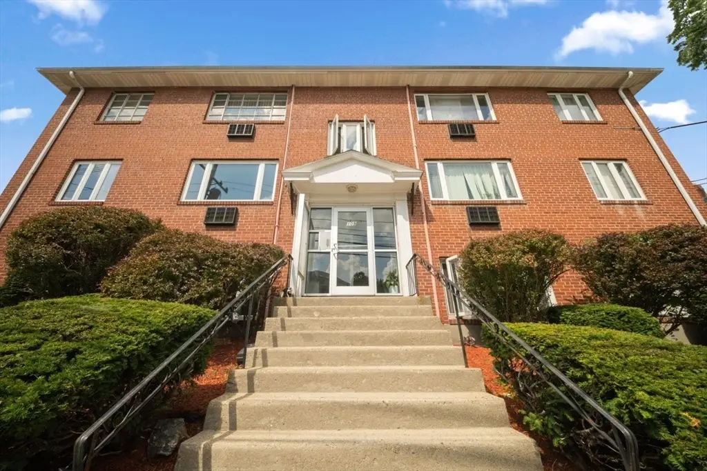 109 Warren Street #3, Watertown, MA 02472 - #1