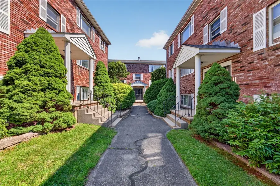 50 Clark St #12, Fall River, MA 02720 - #2
