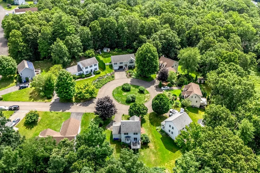 8 Cobb Ln, Belchertown, MA 01007 - #2