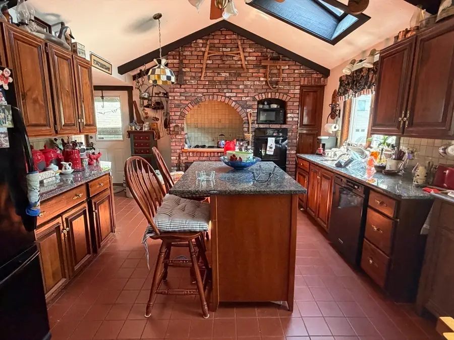 47 Wheeler Street, Gloucester, MA 01930 - #3