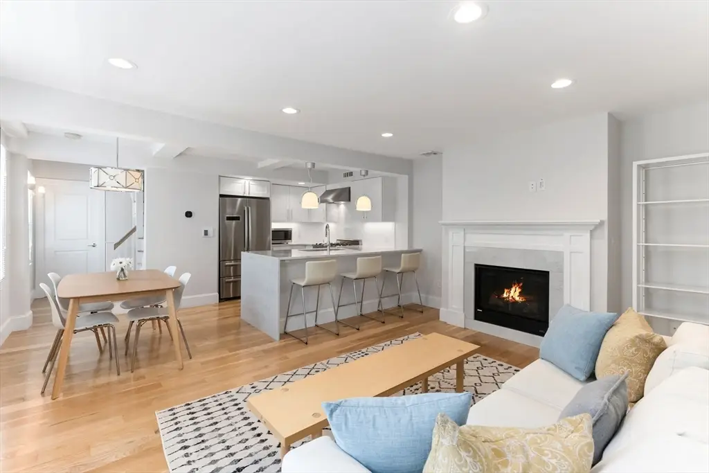 327-329 Hurley St #2, Cambridge, MA 02141 - #1