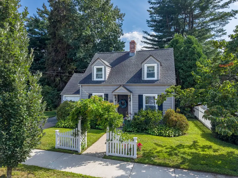 67 Warren Ter, Longmeadow, MA 01106 - #3