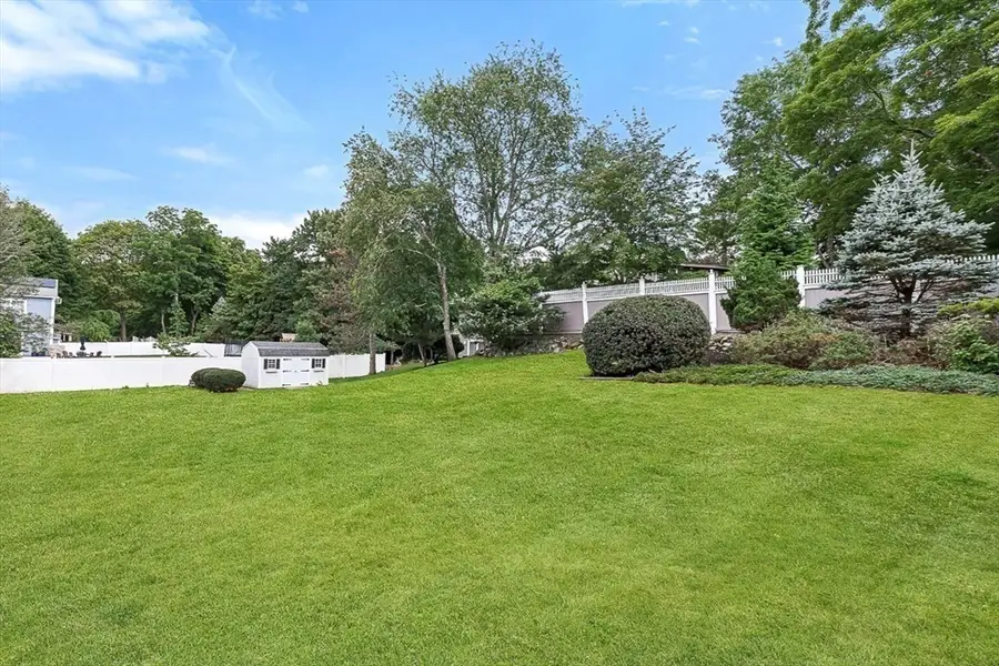 7 Hutchinson Road, Winchester, MA 01890 - #3