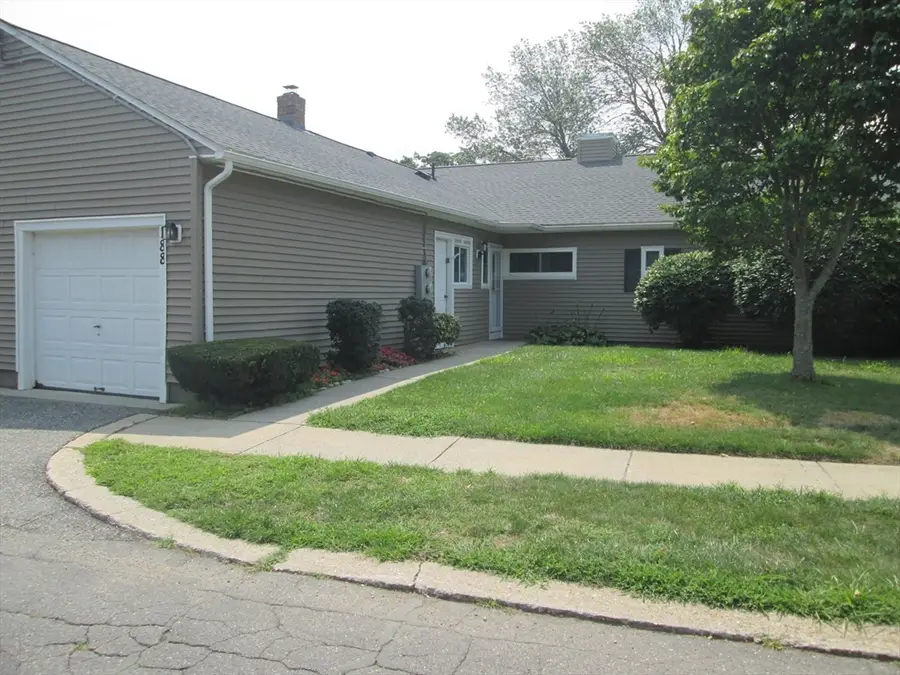 188 Horseshoe Dr #188, Chicopee, MA 01022 - #2