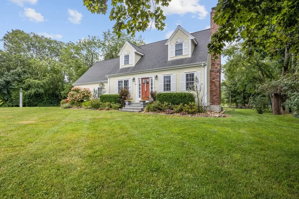 2 Bettys Neck Rd, Lakeville, MA 02347 - #1