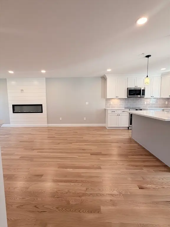 9 Acton Rd #4, Chelmsford, MA 01824 - #3