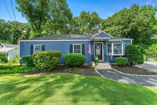 21 Fyrbeck Ave, Shrewsbury, MA 01545