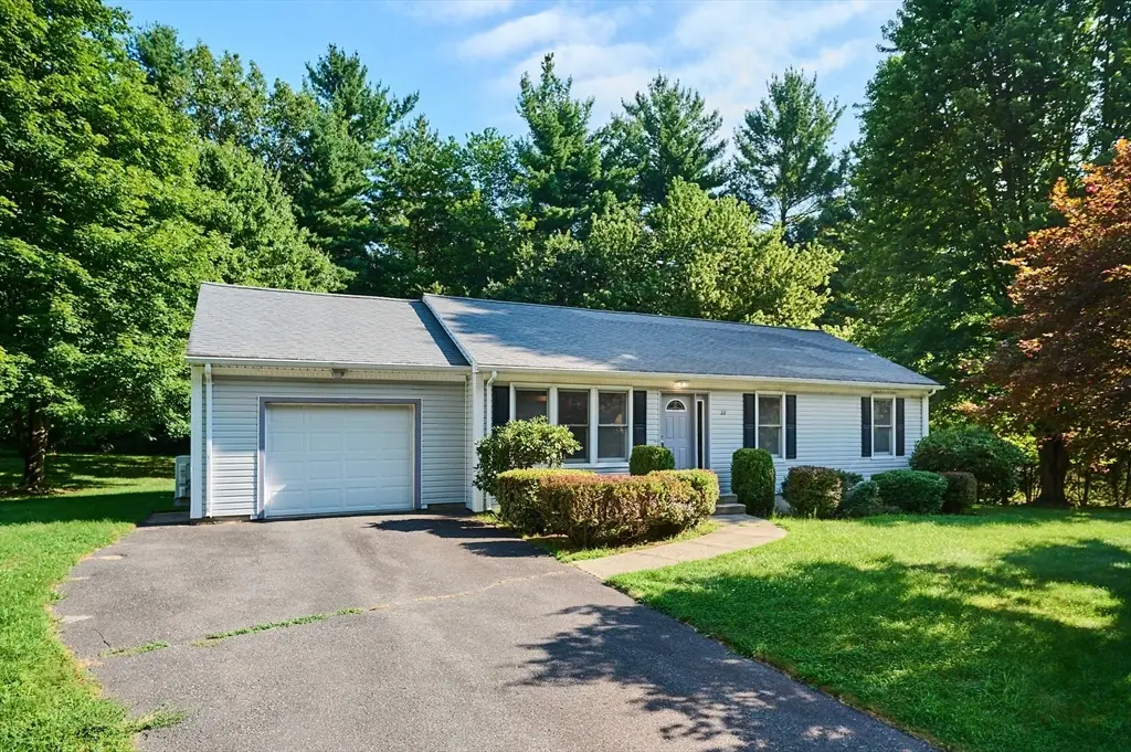 22 Gunn Rd Ext, Southampton, MA 01073 - #1