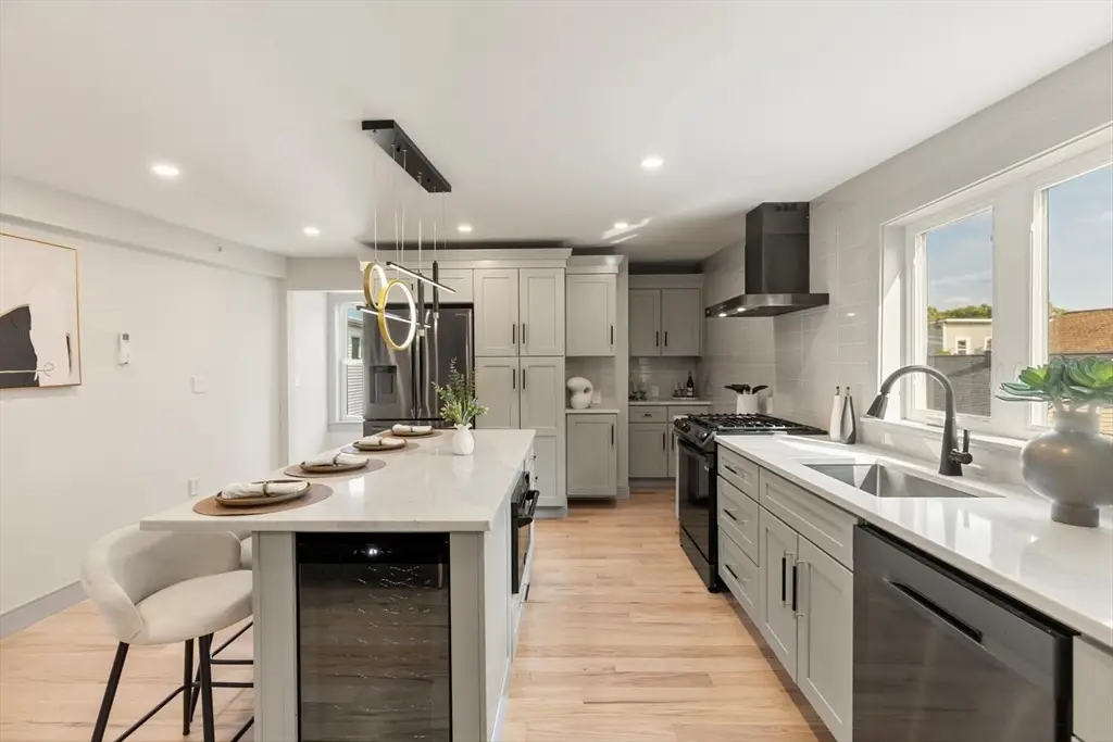 22 Hunting Street #3P, Cambridge, MA 02141 - #1