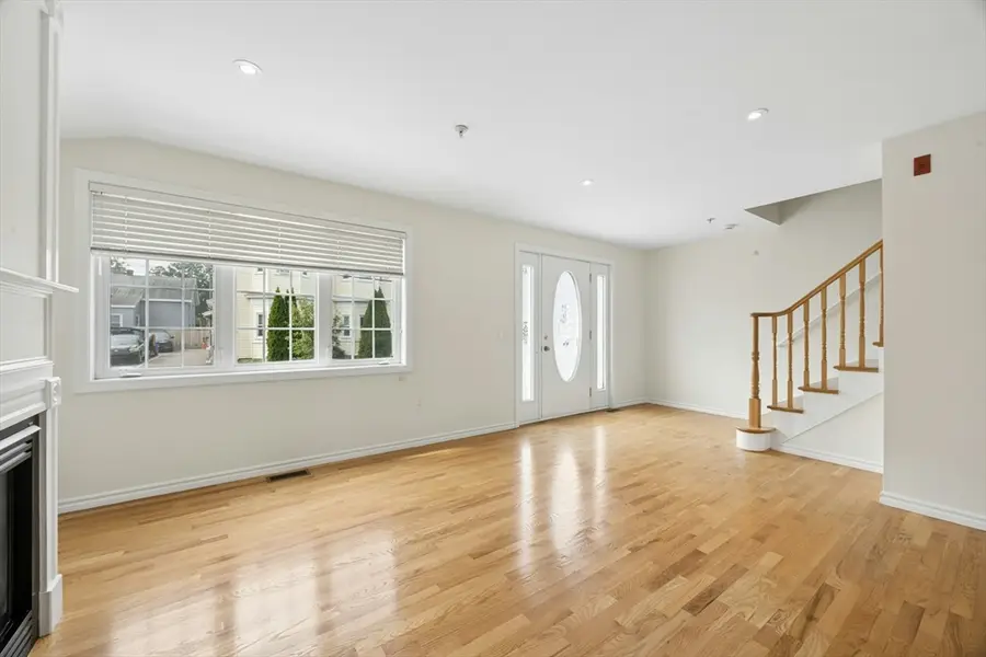 40 Myrtle Street #3, Waltham, MA 02453 - #3