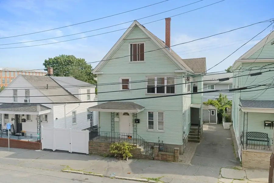 24 Belleville Rd, New Bedford, MA 02745 - #2