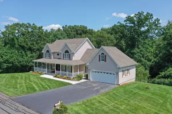 20 Nolan Lane, Agawam, MA 01030