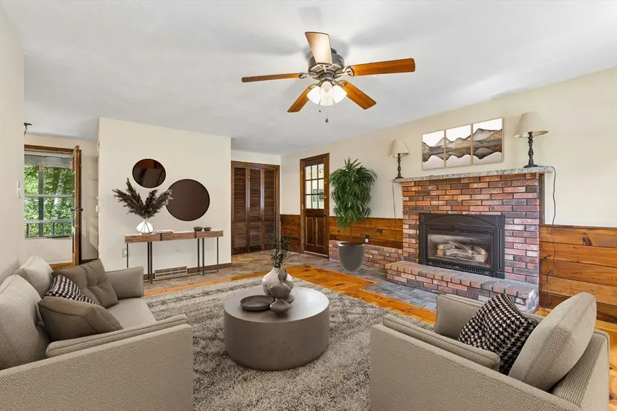 71 Pelczar Rd, Dracut, MA 01826 - #3