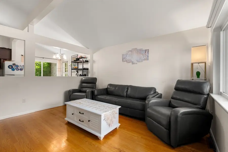 14 Richard Rd, Medway, MA 02053 - #3