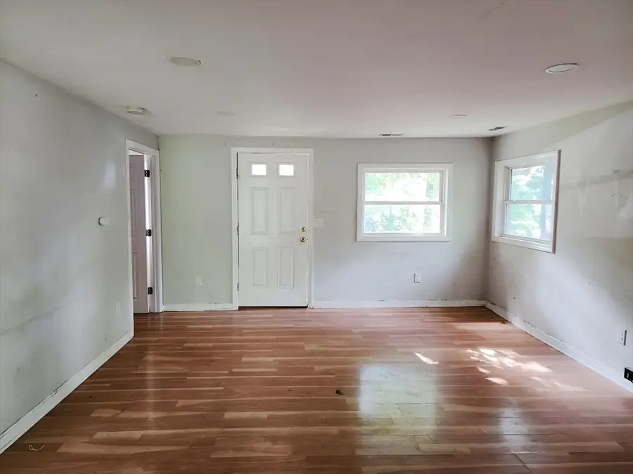 66 Lakeshore Dr, Holliston, MA 01746 - #3