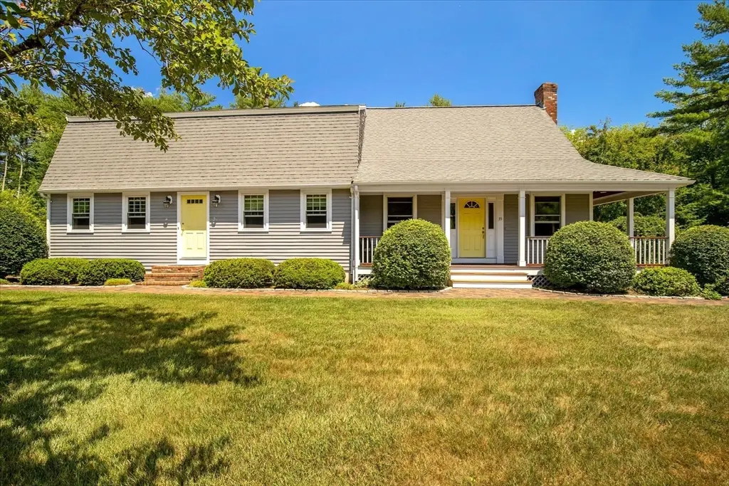 35 Margaret Rd, Middleboro, MA 02346 - #1