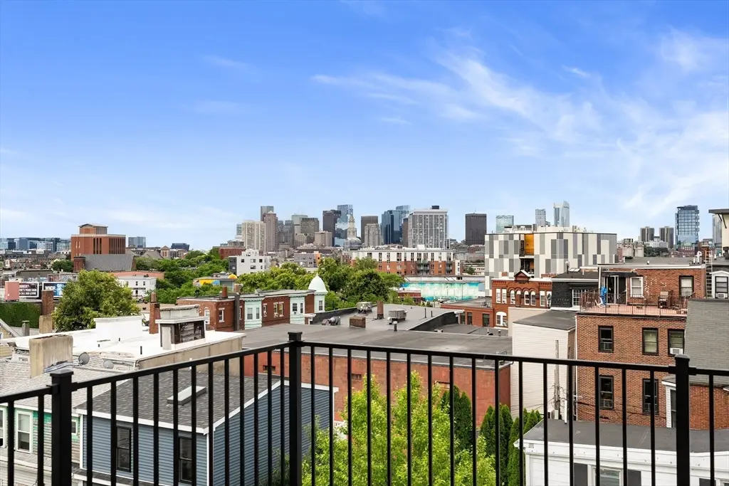 17 Princeton St #3, Boston, MA 02128 - #1