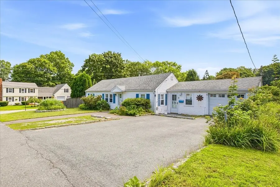 2 Howland Ct, Middleboro, MA 02346 - #2