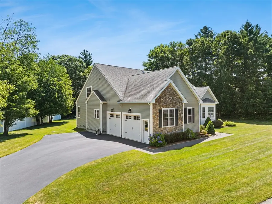 17 Partridge Ln, Raynham, MA 02767 - #2