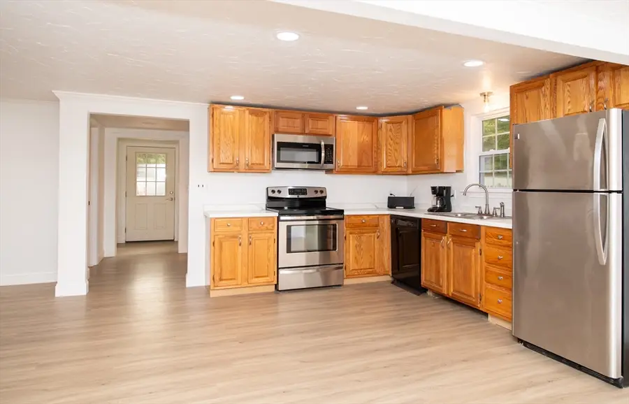 491 Hancock St, Abington, MA 02351 - #3