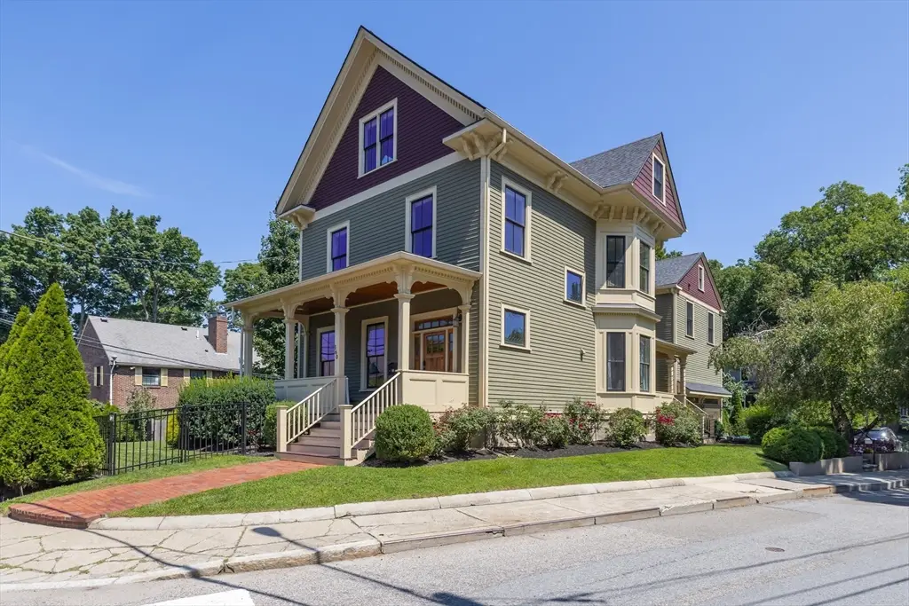 160 Walnut St #A, Newton, MA 02460 - #1