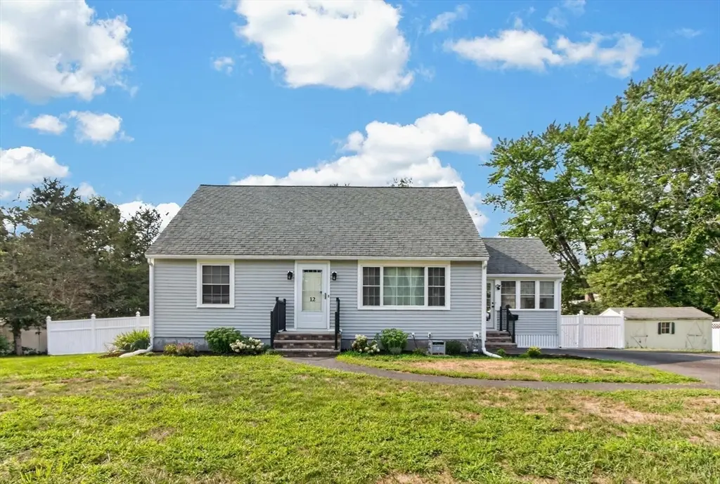 12 Claude Rd, Chelmsford, MA 01824 - #1