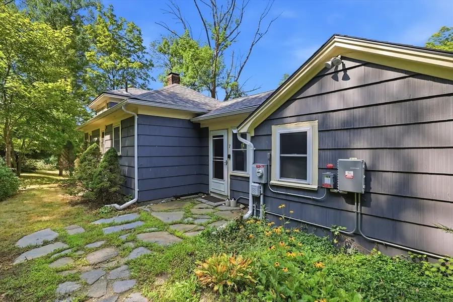 7 Depot Rd, Williamsburg, MA 01039 - #3
