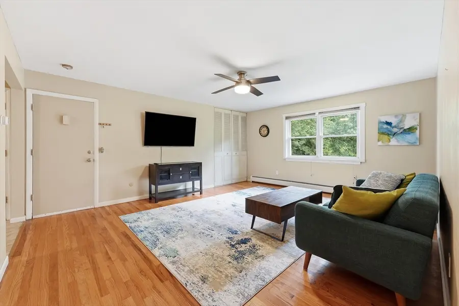 90 Colonial Circle #D, Chicopee, MA 01020 - #3