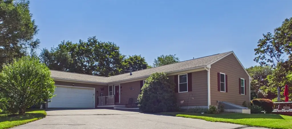 615 Taunton Ave, Seekonk, MA 02771 - #1