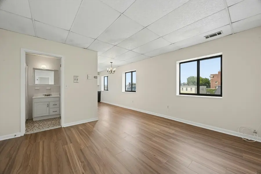 549 E 4th St #D5, Boston, MA 02127 - #3