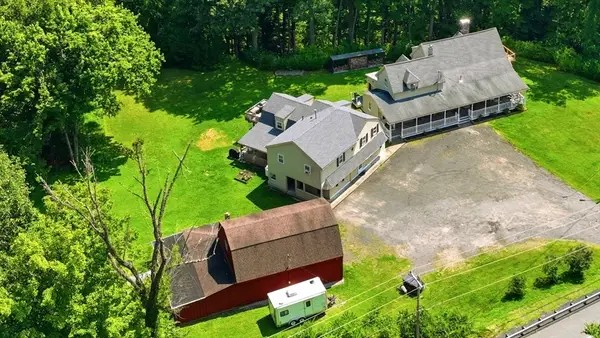 1025 Westfield Rd, Russell, MA 01071