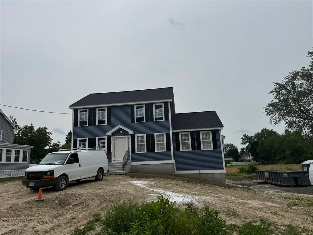 163 Greenmont Ave, Dracut, MA 01826 - #1