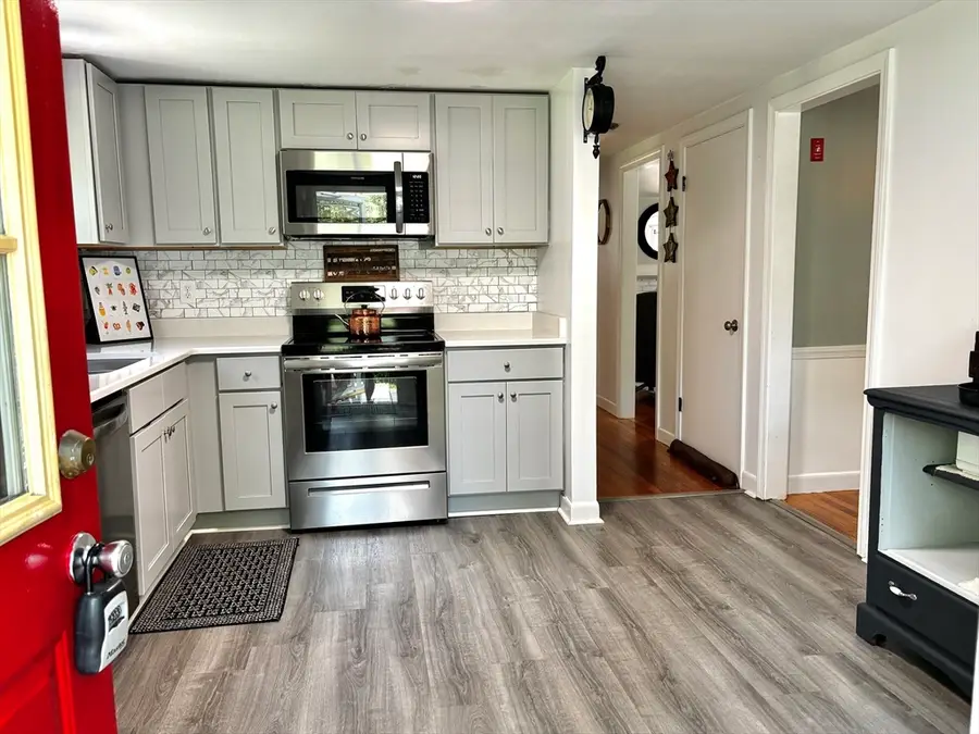 440 Plymouth St, Pembroke, MA 02359 - #3