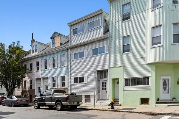 192 Lexington St, Boston, MA 02128