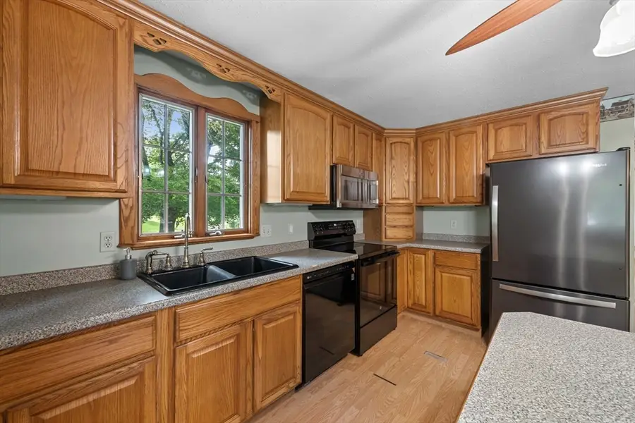22 Smithville Rd, Spencer, MA 01562 - #3
