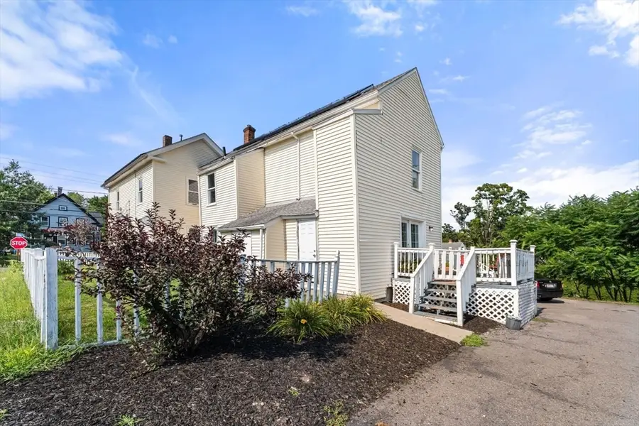 88 Granite St, Leominster, MA 01453 - #3