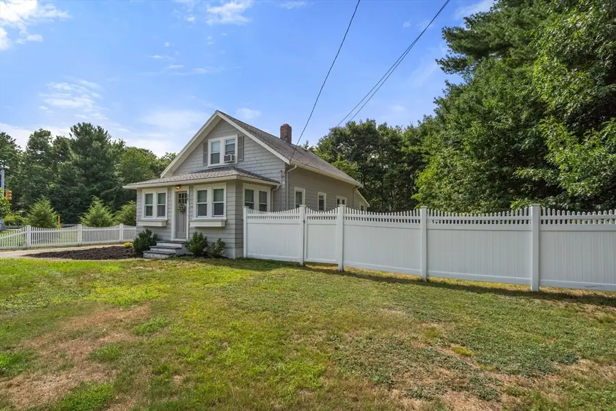 39 Dale Street, Medfield, MA 02052 - #2