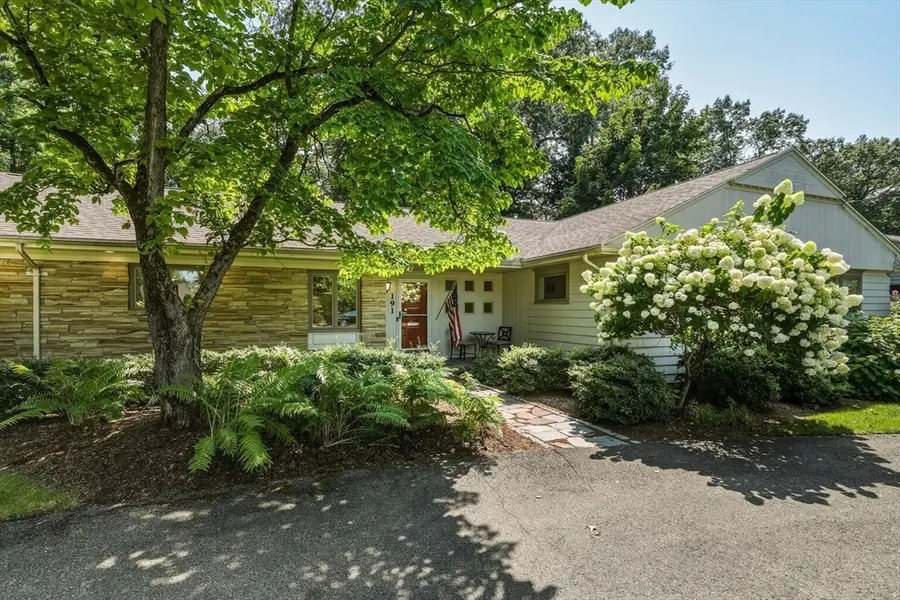 191 Pinewood Dr, Longmeadow, MA 01106 - #2