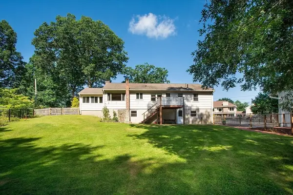 277 East St, Hanover, MA 02339