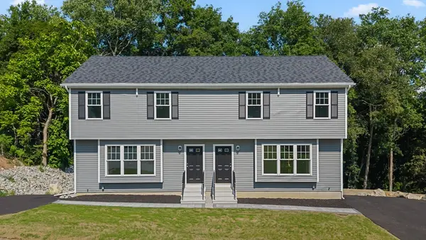 93 Brown St #A, Leicester, MA 01611